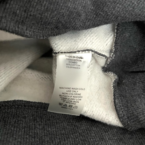 Two by Vince Camuto Cutout/Off Shoulder Sweater Bishop Sleeves sz Large - Picture 5 of 7